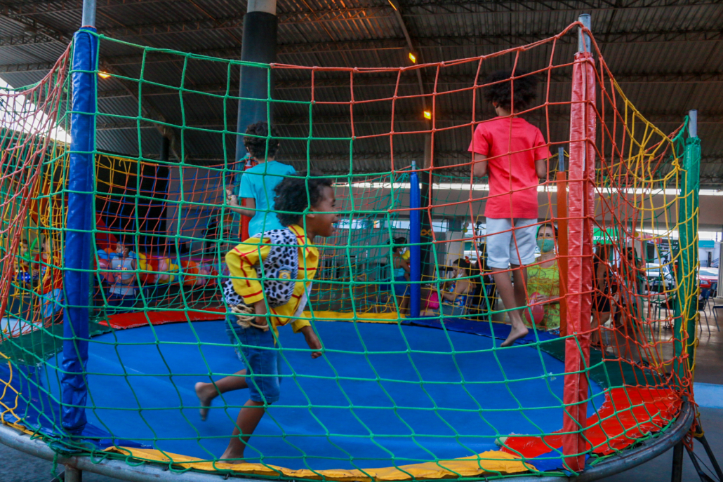 Evento recreativo recebe crianças autistas em João Pessoa — Canal Autismo / Revista Autismo