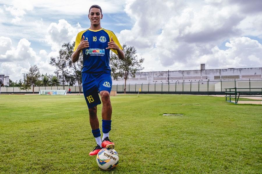 Jogador autista e surdo participa do Campeonato Cearense — Canal Autismo / Revista Autismo